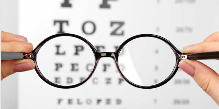 عيوننا.. نافذتنا إلى العالم: نصائح ذهبية للحفاظ على صحتها