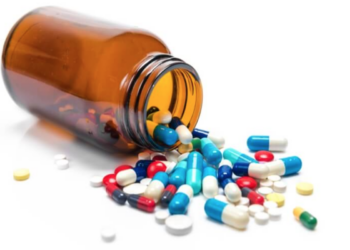 المكملات الغذائية الأساسية لكبار السن لتعزيز صحتهم