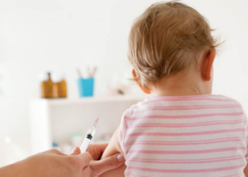 Rougeole : les écoles vérifient les carnets de santé des élèves pour contrôler la vaccination
